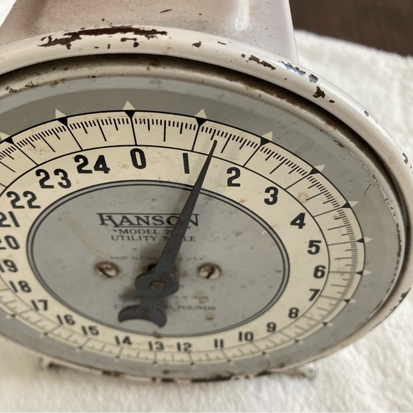 Vintage rusty wrought iron soap dish farmhouse shabby chippy paint country - Picture 11 of 12